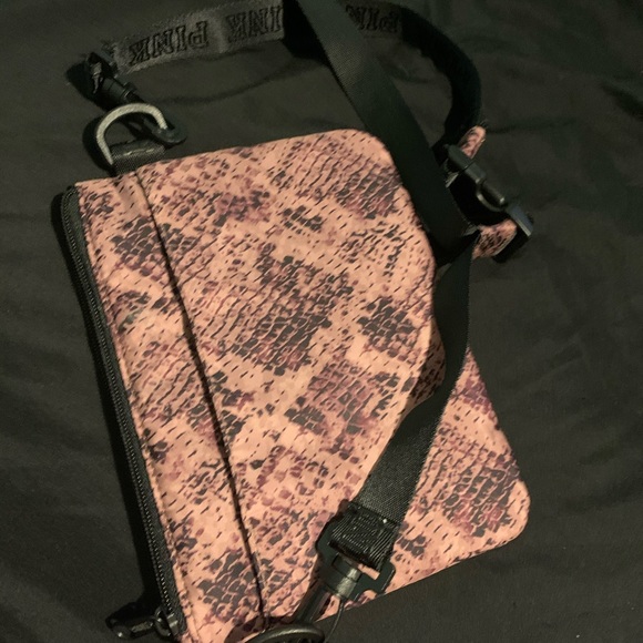 PINK - Picture 2 of 3